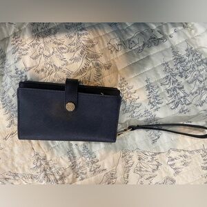 Michael Kors black leather women’s wallet/wristlet